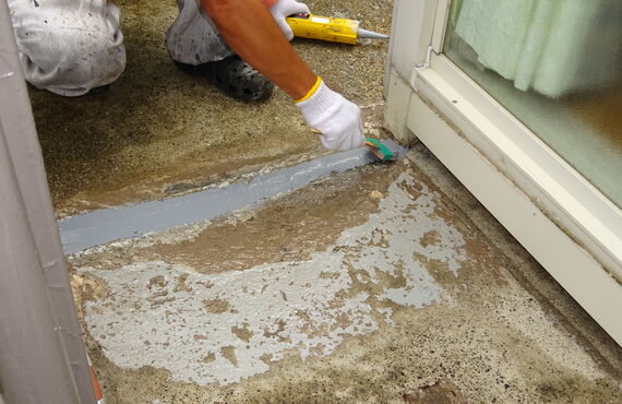平塚市で雨漏りが生じた屋根の防水工事が必要でしたらお任せください