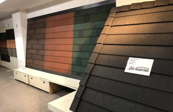 静岡県沼津市にディートレーディングコーナーを設けディーズルーフィングショールームオープンしました。